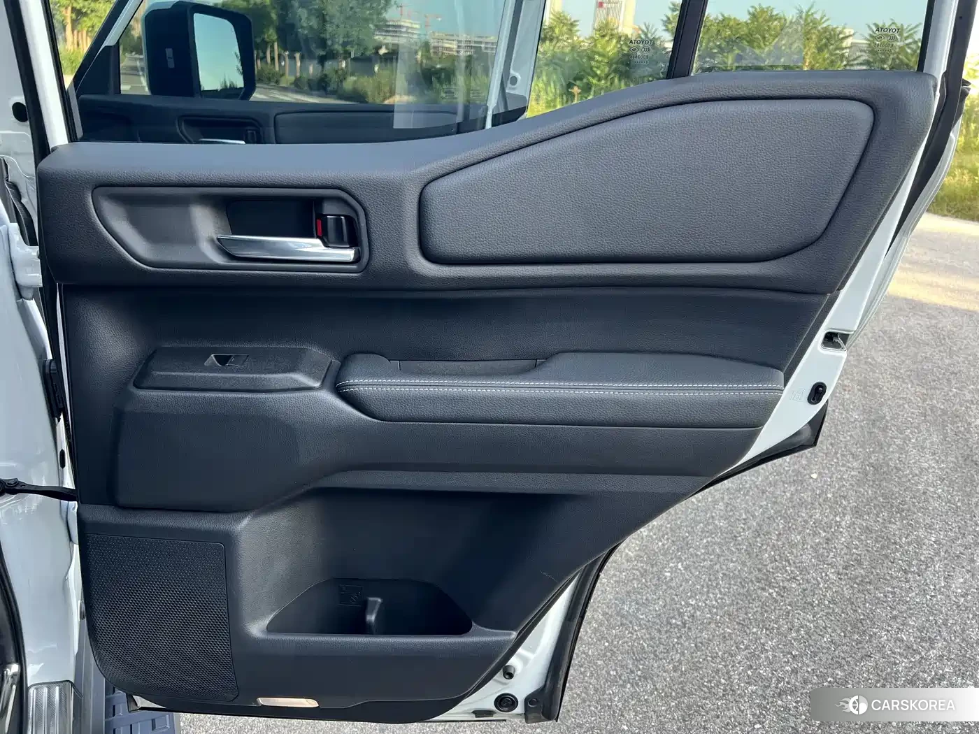Toyota Prado 2025 Белый из Китая