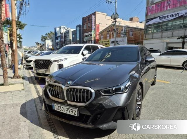 BMW 5 Series (G60) 2024 Серый из Кореи