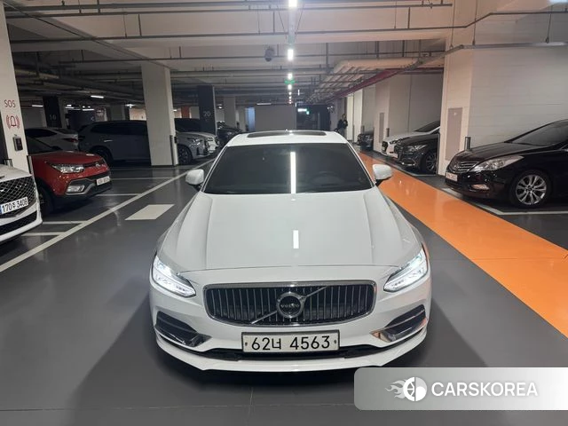 Volvo S90 2019 Белый из Кореи