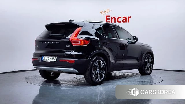 Volvo XC40 2020 Черный из Кореи