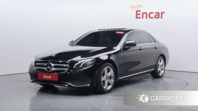 Mercedes-Benz E-Class W213 2018 Черный из Кореи