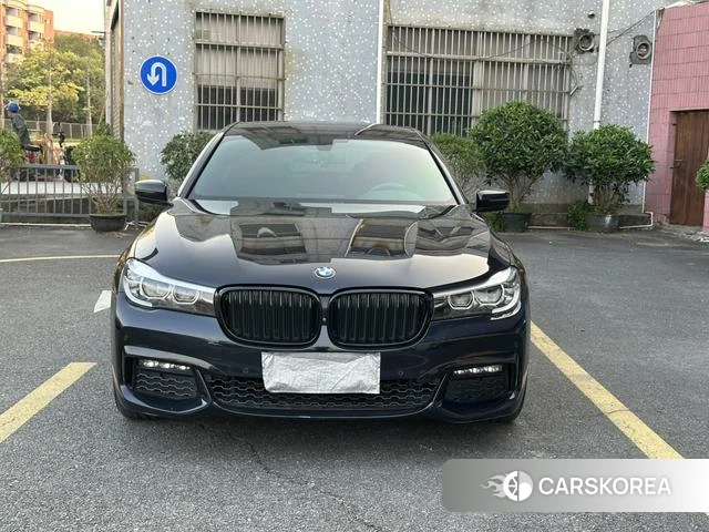BMW 7 series 2018 Черный из Китая