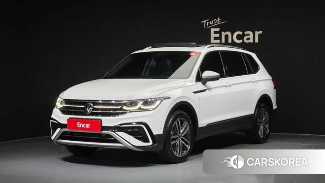 Volkswagen Tiguan Allspace 2022 Белый из Кореи