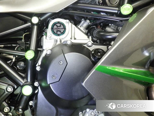 Engine photo