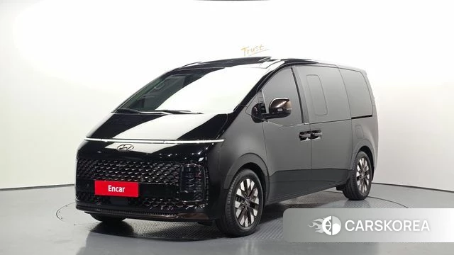 Hyundai Staria 2023 Черный из Кореи