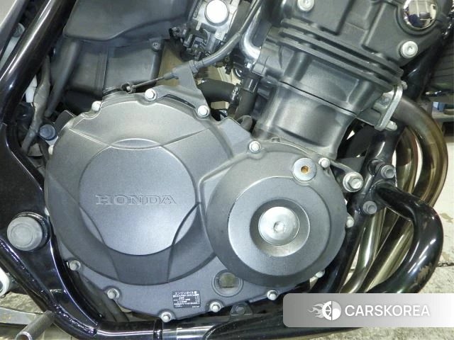 Engine photo