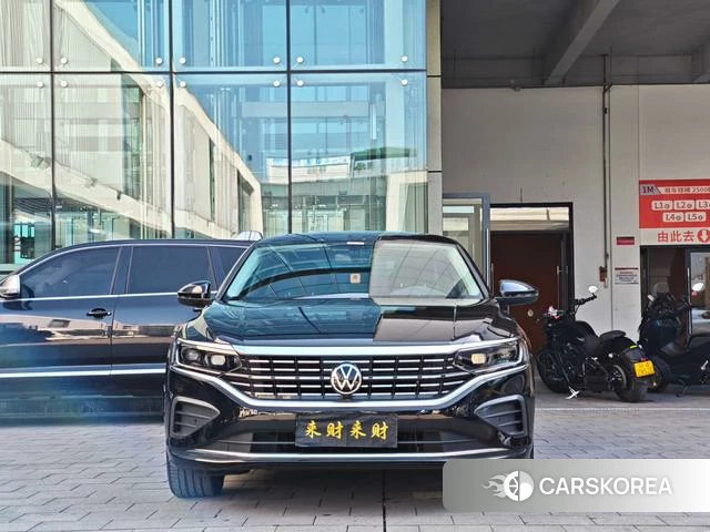 Volkswagen Passat 2024 Черный из Китая