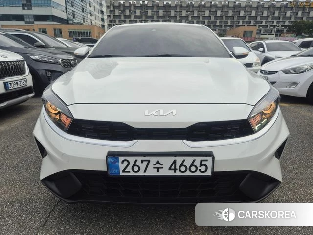 Kia The New K3 2nd generation 2024 Белый из Кореи