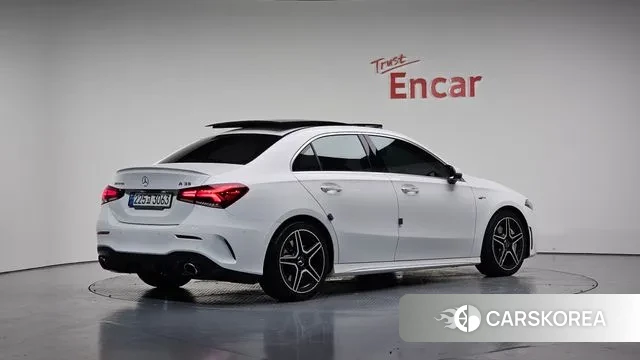 Mercedes-Benz A-Class W177 2020 Белый из Кореи