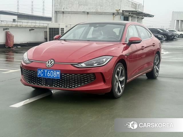 Volkswagen Lingdu 2026 Красный из Китая