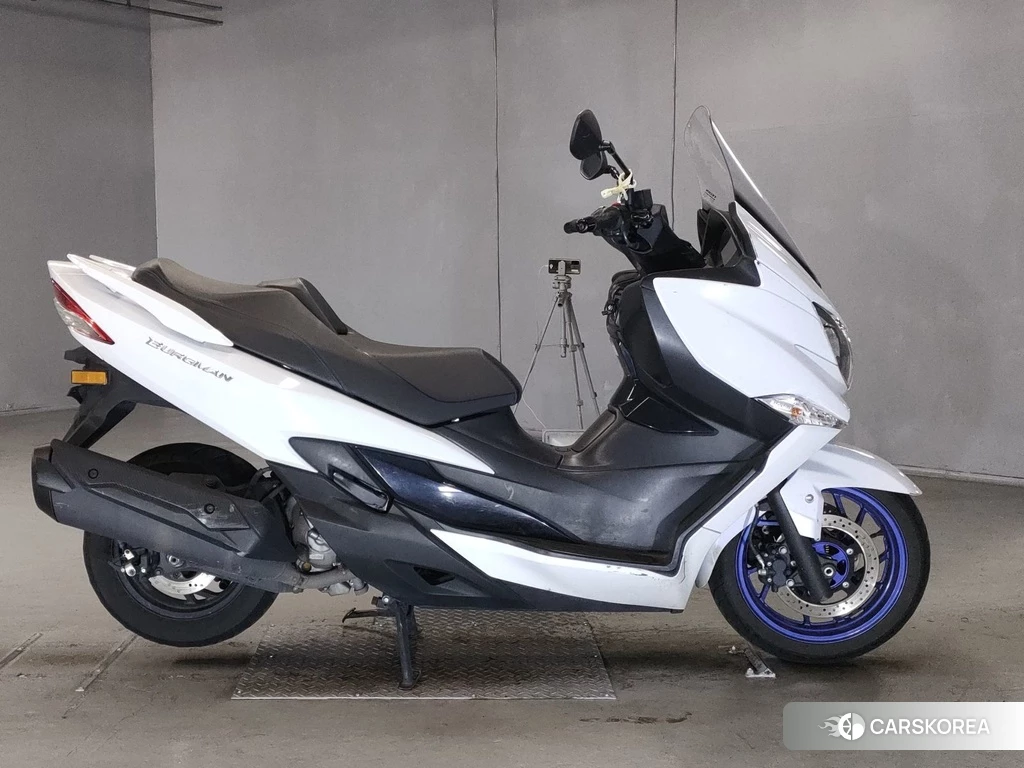 Проданный Suzuki BURGMAN 400 2019 из Японии