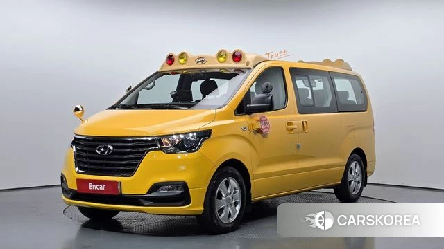 Hyundai The New Grand Starex 2018 Желтый из Кореи