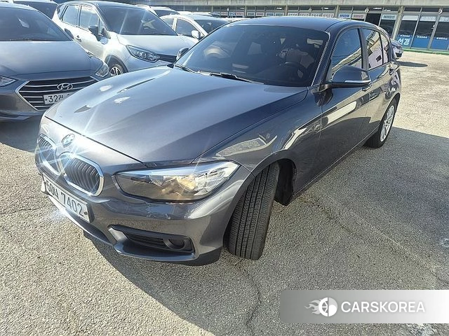 BMW 1 Series (F20) 2018 Серый из Кореи