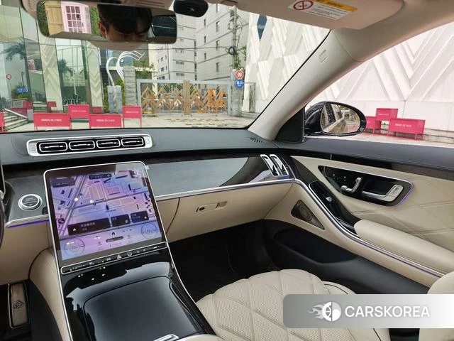 Mercedes-Benz Maybach S-class 2023 Черный из Китая
