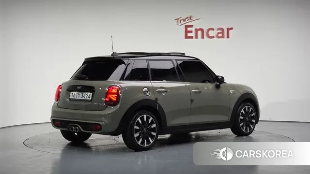 Mini Cooper S 2020 Зеленый из Кореи