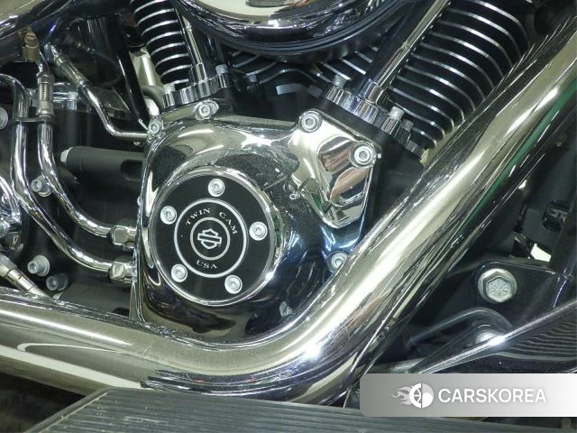 Engine photo