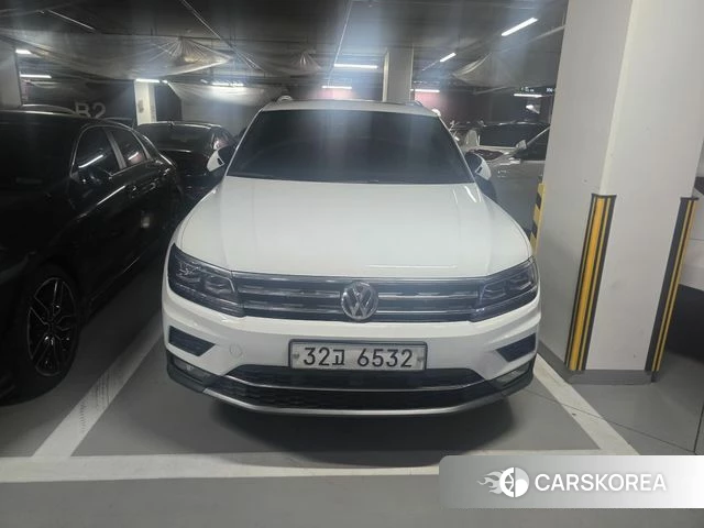Volkswagen Tiguan second Generation 2018 Белый из Кореи