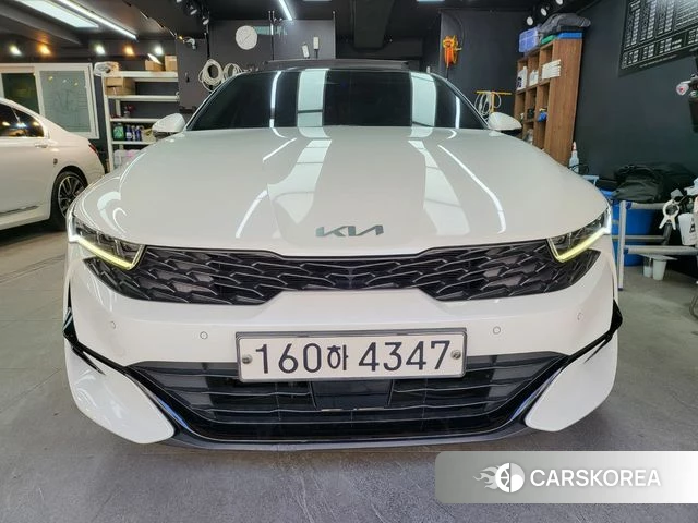 Kia K5 3rd generation 2022 Белый из Кореи