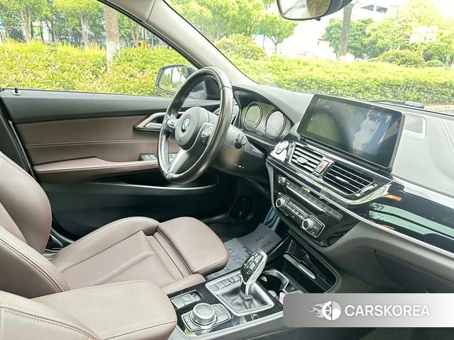 BMW 1 series 2023 Белый из Китая