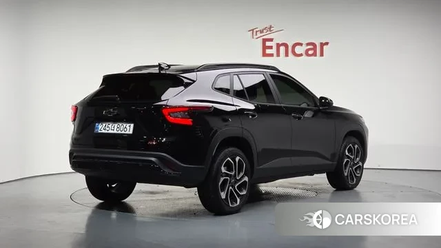 Chevrolet (GM Daewoo) Trax Crossover 2024 Черный из Кореи