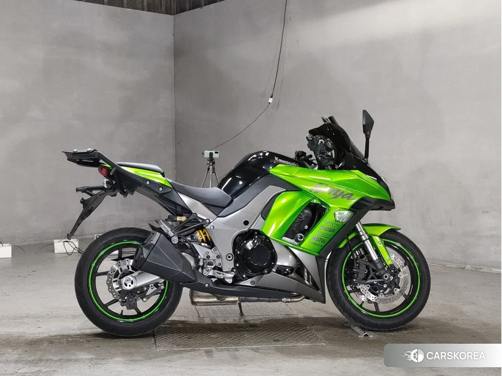 Проданный Kawasaki NINJA 1000 2013 из Японии
