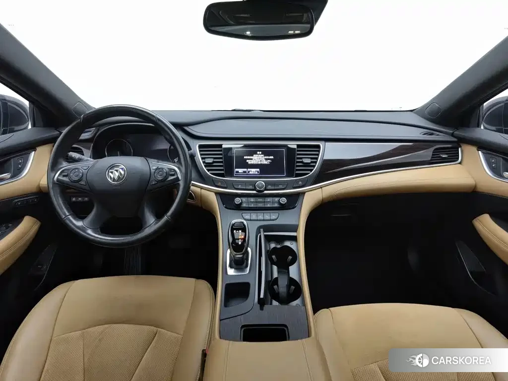 Buick Lacrosse 2018 Red/purple из Китая