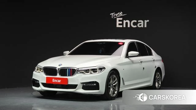 BMW 5 Series (G30) 2018 Белый из Кореи