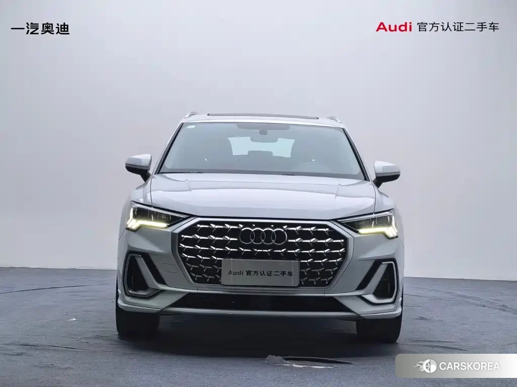 Audi Q3 2024 Белый из Китая