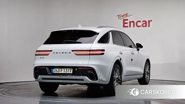 Genesis GV70 2022 Белый из Кореи