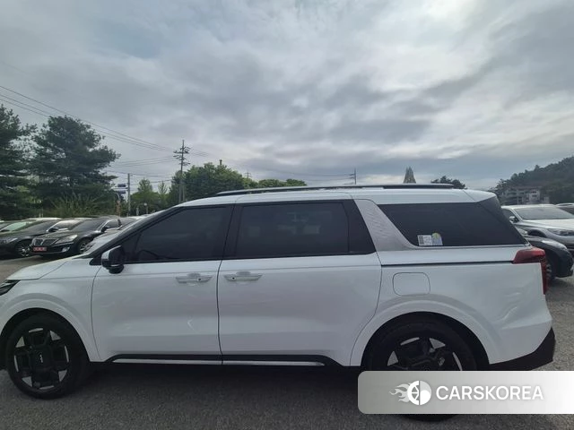 Kia The New Carnival 4th Generation 2024 Белый из Кореи