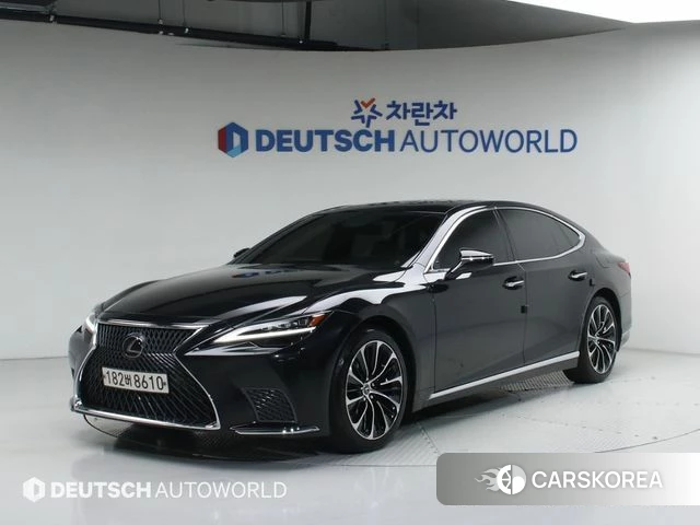 Lexus LS500 5th generation 2021 Черный из Кореи