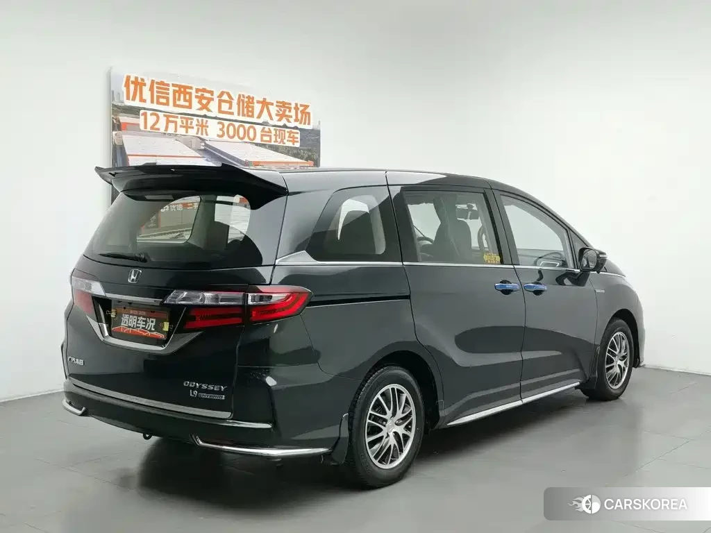 Honda Odyssey 2020 Зеленый из Китая