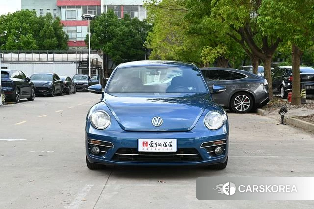Volkswagen Beetle 2019 Синий из Китая