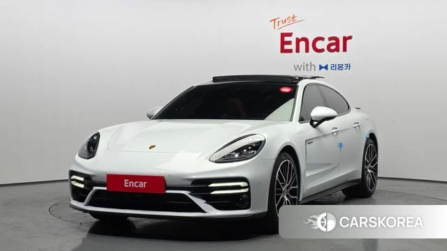 Porsche Panamera (971) 2023 Белый из Кореи