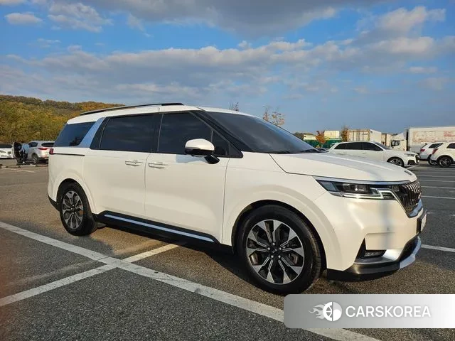 Kia Carnival 4th generation 2020 Белый из Кореи