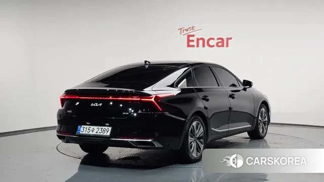 Kia K8 Hybrid 2023 Черный из Кореи
