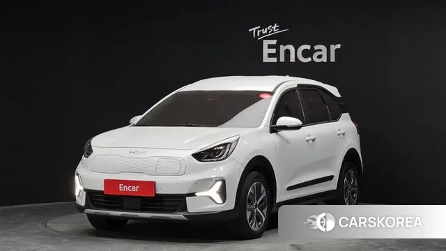 Kia Niro Plus 2022 Белый из Кореи