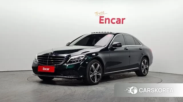 Mercedes-Benz C-Class W205 2019 Темно-зеленый из Кореи