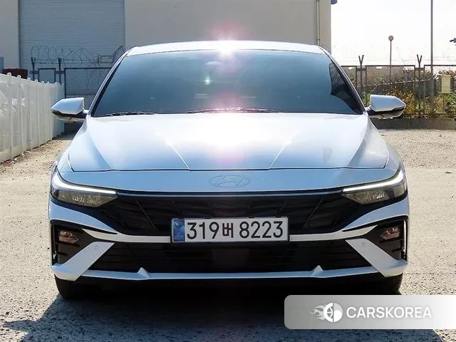 Hyundai The New Avante (CN7) 2024 Белый из Кореи