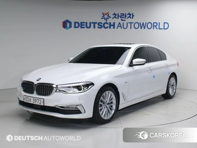BMW 5 Series (G30) 2018 Белый из Кореи