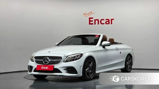 Mercedes-Benz C-Class W205 2019 Белый из Кореи
