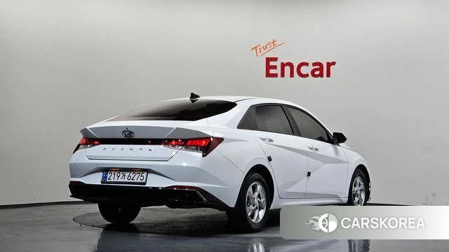 Hyundai Avante (CN7) 2021 Белый из Кореи