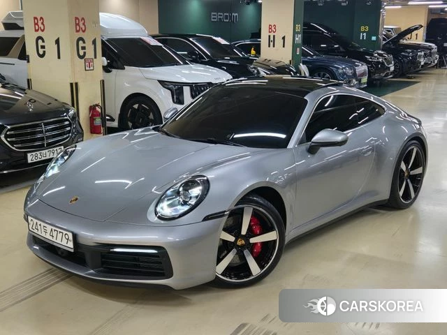 Porsche 911(992) 2020 Серебряный из Кореи