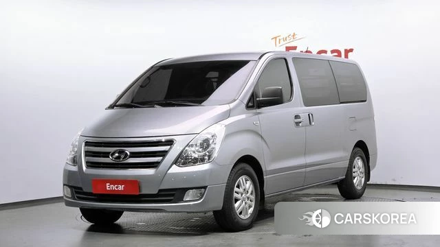 Hyundai Grand Starex 2018 Серебристо-серый из Кореи