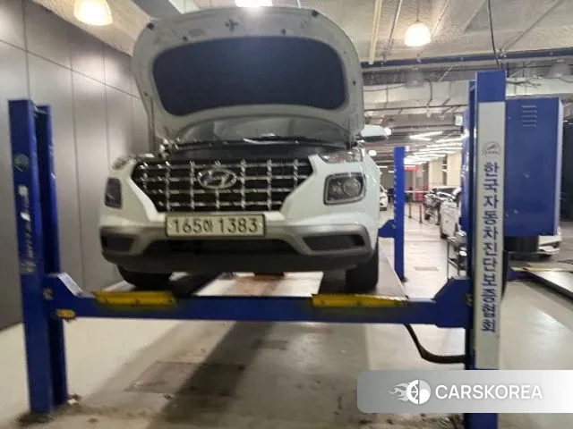 Hyundai Venue 2021 Белый из Кореи