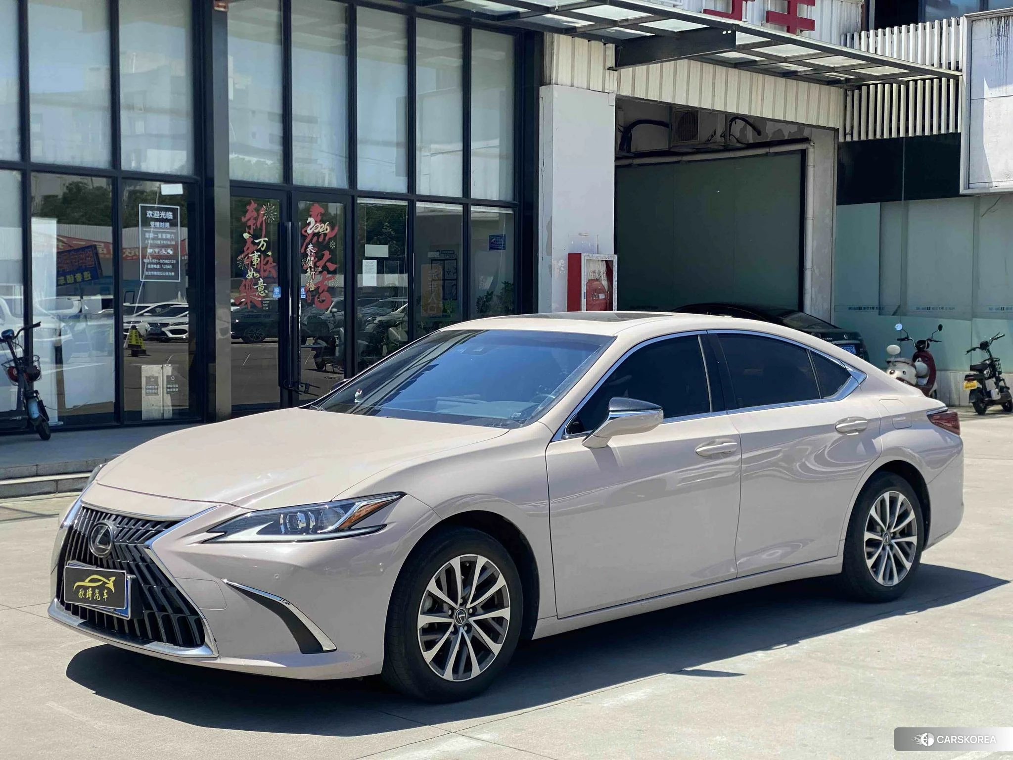 Lexus ES 2022 Шампань из Китая