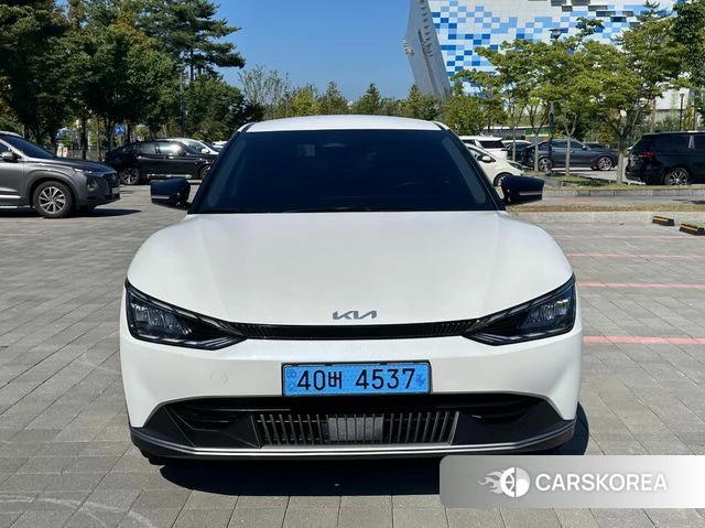 Kia EV6 2021 Белый из Кореи