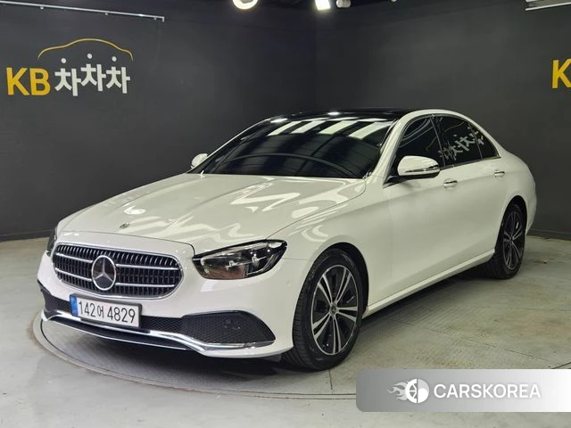 Mercedes-Benz E-Class W213 2020 Белый из Кореи