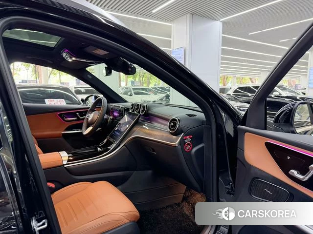 Mercedes-Benz GLC 2023 Черный из Китая