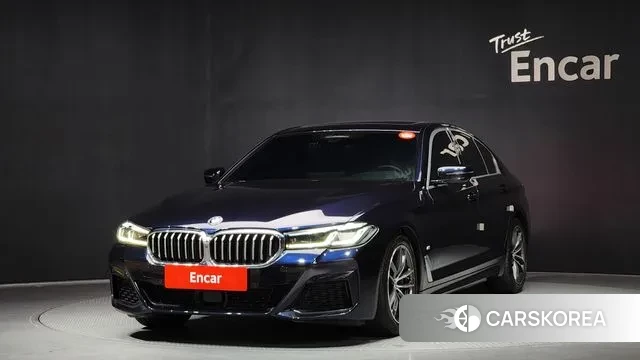 BMW 5 Series (G30) 2023 Черный из Кореи